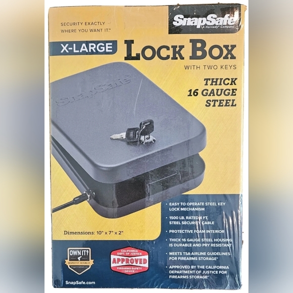 NEW - SNAPSAFE XLarge Lockbox for Guns and Valuables - 2 Keys - Black (75210). - Picture 3 of 4